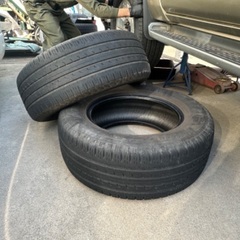 265/65R17 112H 　4本　 溝有り　使用できる車両一覧有り　ヒビ割れ少し有り　の画像