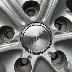 スタッドレス　215/60 R16（4個セット）　静岡県西部　手渡しのみの画像