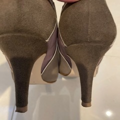 ダイアナアルテミス　パンプスの画像