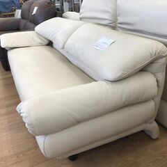★ジモティ割あり★ Poltromec ポルトロメック ジェミニ 本革 2.5人掛けソファ ホワイト H73×W205×D90 クリーニング済み KJ6783の画像