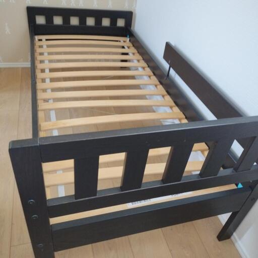 IKEAジュニアベッド