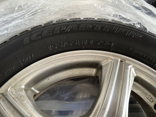 155/65R14　スタッドレスタイヤ　　
