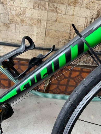 自転車 giant contend