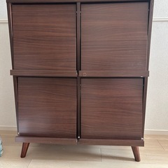 脚付 ディスプレイ マガジンラック 4マス