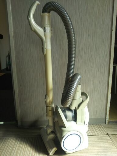 ◎ ホークス・感動をありがとう！セール　A SHARP シャープ　床移動形電気掃除機 2014年製 EC－T1E8-KB 動作OK 家電 掃除用具