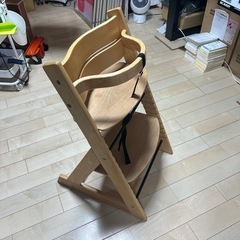 【中古】ベビーチェア・グローアップチェア