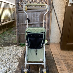 ショッピングカート　椅子にもなります
　　の画像