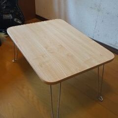 テーブルというより卓袱台ですの画像