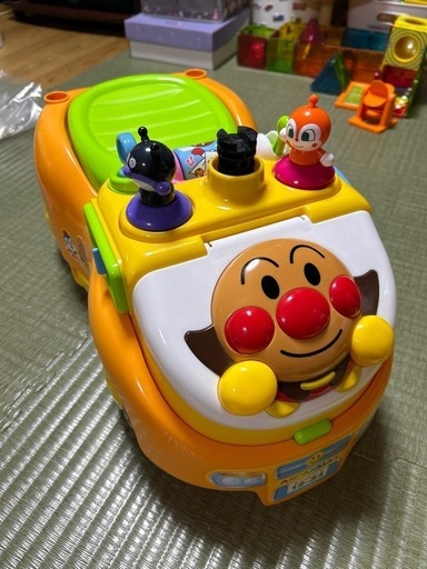 アンパンマン よくばりビジーカー 押し棒+ガード付き