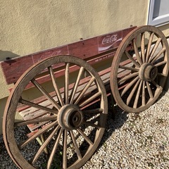 アンティーク荷車の車輪　2個アリ❣️