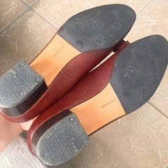 フェラガモ パンプス の画像