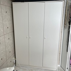 イケアKLEPPSTAD クレップスタード ワードローブ 扉3枚...