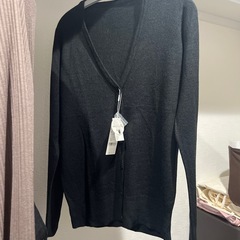 新品カーディガン