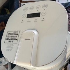 炊飯器などの画像