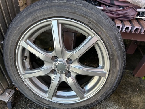 スタッドレスタイヤ185 55R16