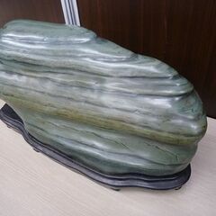 鑑賞石 置物 青虎石 水石 詳細不明 台付き 約25Kg コレクション 苫小牧西店の画像