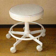 【受渡完了】丸イスの画像