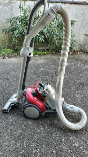 サイクロン掃除機　国産