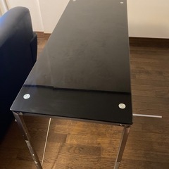 【近日中受け取り可能優先】ガラステーブル