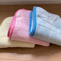 120×70㎝　敷パッド5枚セット(冬用3枚、年中素材1枚と防水シーツ)
の画像