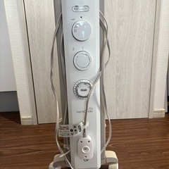 デロンギオイルヒーター【RHJ21F0812-WH】