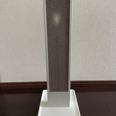 ⭐︎オシャレ⭐︎tower  ネコの爪とぎスタンド　ホワイト