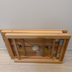 折りたたみテーブル