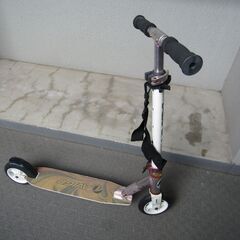 AVIGO キッズスクーターの画像