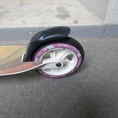 AVIGO キッズスクーターの画像