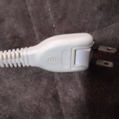 電源タップ コンセントプラグ 4個口 1m 延長コードの画像