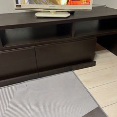 テレビ台、収納棚の画像