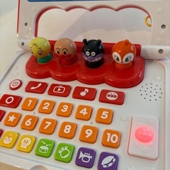 バンダイ アンパンマン おしゃべりパソコン　美品　定価7000円の画像