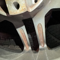 スタッドレス　18インチ　セットの画像