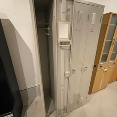 ナイキ LK 4人用ロッカー オフィス用ロッカー　の画像