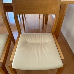 シャルドネ　天然無垢　桜の木　家具 ダイニングセット　イス　4脚の画像