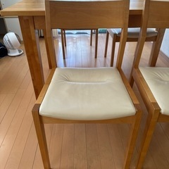 シャルドネ　天然無垢　桜の木　家具 ダイニングセット　イス　4脚の画像
