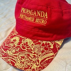 Propaganda Saigon  ホーチミン購入赤いキャップ  の画像