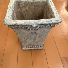 【予定者決定】プランター 西洋鉢　アンティークの画像