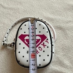 お値下げ　ロキシー　ミニポーチ　1回しか使用していませんの画像