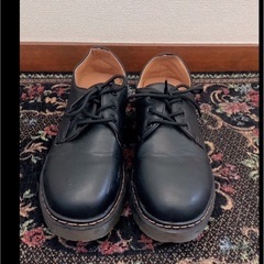 ほぼ新品!🔴 Dr.Martens の画像