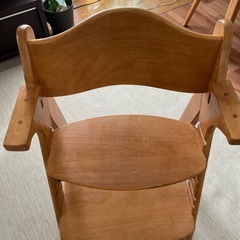 　お話中　カトージ　ベビーチェア　子ども椅子の画像