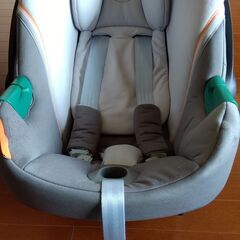 チャイルドシート　Cybex