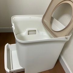 福岡市内可◆ほぼ未使用◆アイリスオーヤマ お部屋のにおいクリア消臭 猫用システムトイレ 猫砂付き　 ONC-430の画像