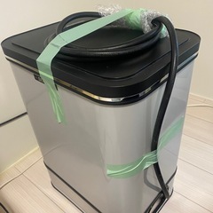 （取引中）サンダイヤオイルタンク（容量45リットル）の画像