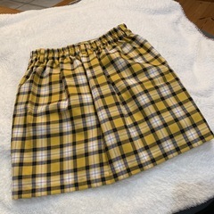 チェック　スカートの画像