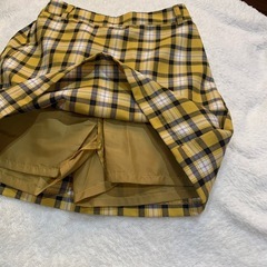 チェック　スカートの画像