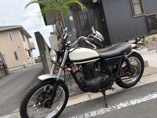 250tr タイヤ新品　自賠責付