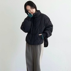 vacancy キルティングショートダウンコートの画像
