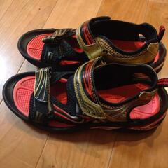 俊足　サンダル23センチの画像