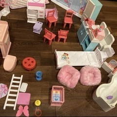 リカちゃんのおうち、美容院など盛りだくさんセットの画像